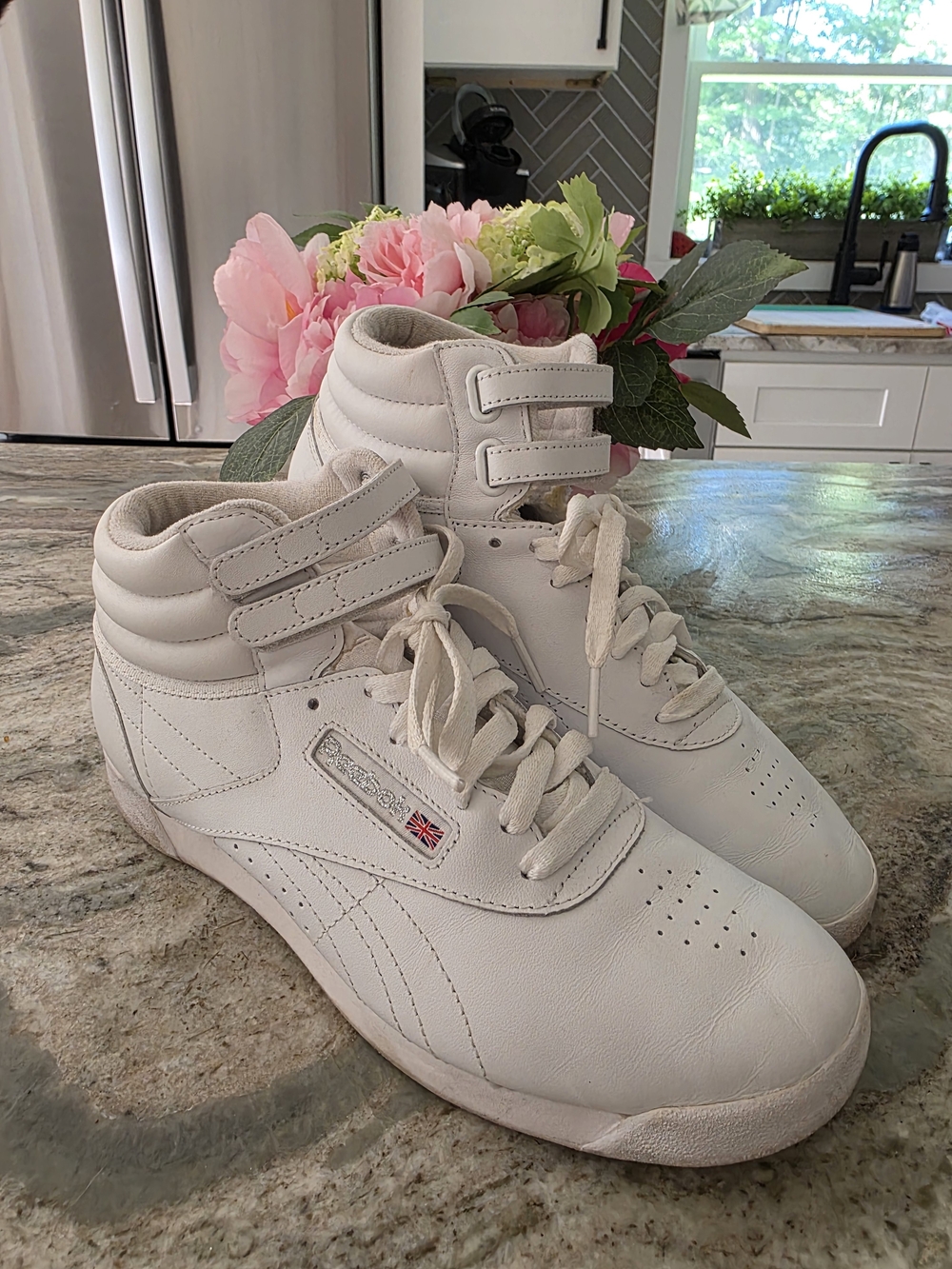 Reebok Freestyle White High-Top Athletic Shoes Worn Once 9.5